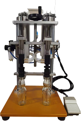 Picture of 2 Heads Vacuum Perfume Filling Machine